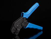 Cable crimping tool with blue handle